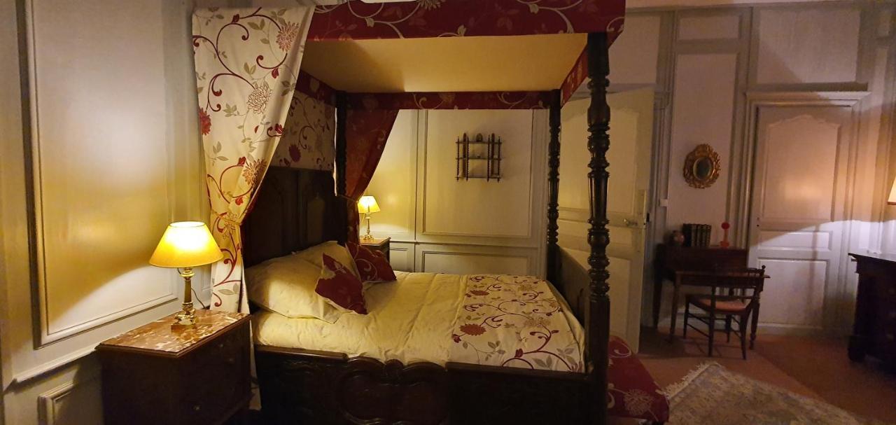 Chateau Du Bois-Riou Quévert Chambre photo