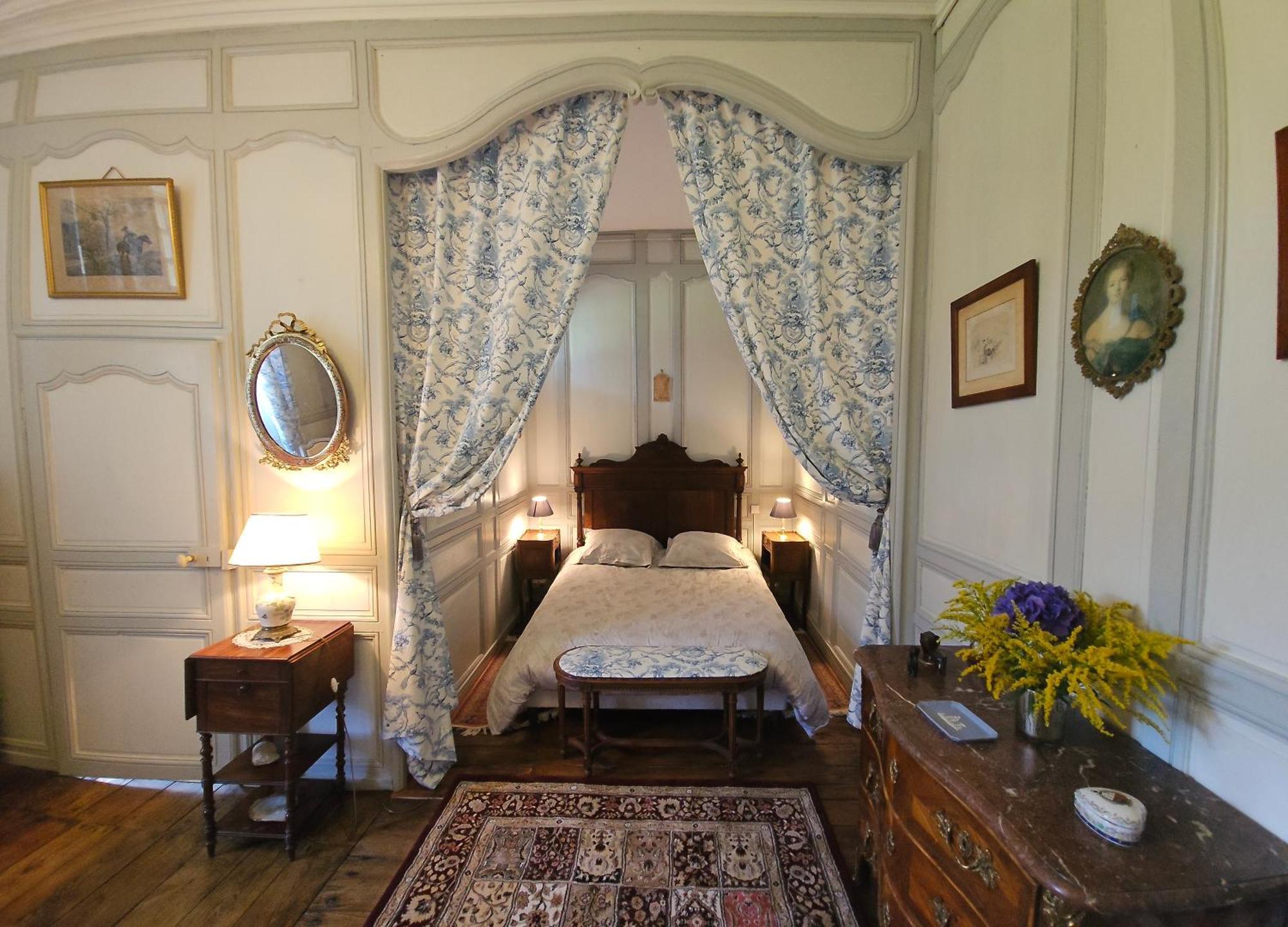 Chateau Du Bois-Riou Quévert Chambre photo